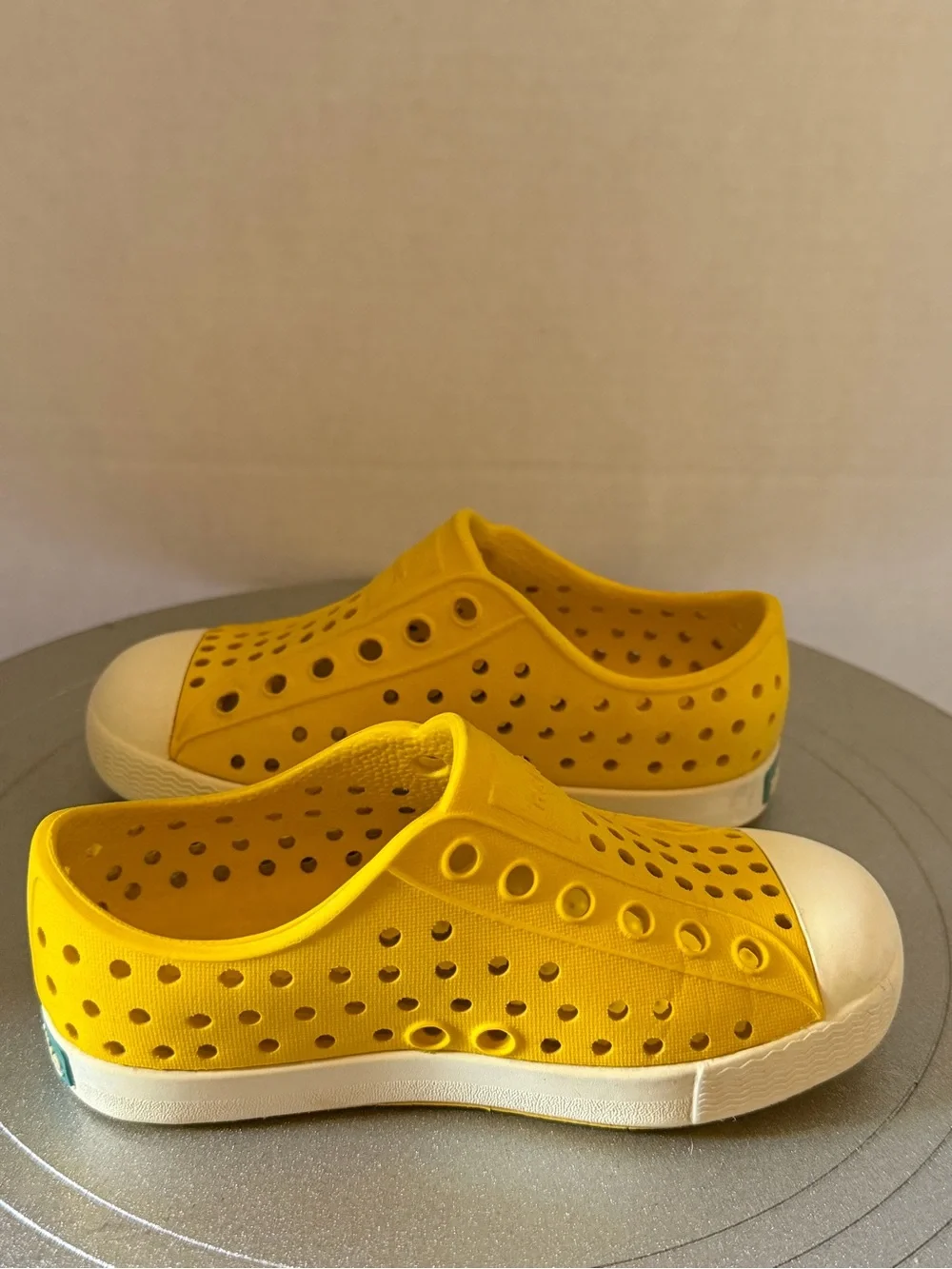 Native Shoe Jefferson Water Shoes Sz C7 Kids